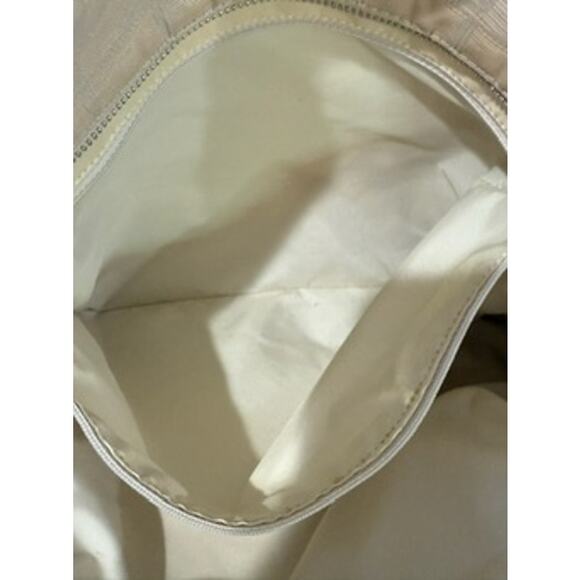 Chanel Travel Ligne Tote* Large Beige Tote*Rare Color*Hologram*COA - Picture 8 of 15